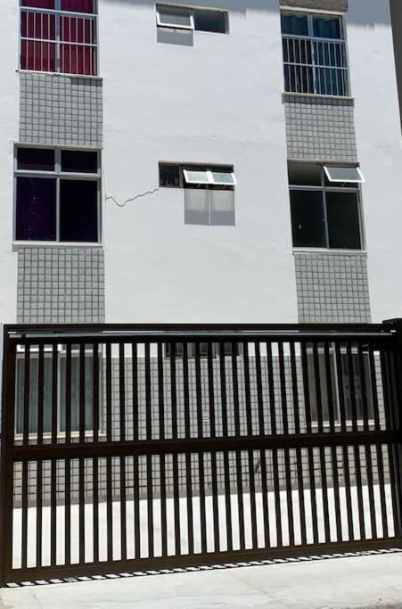 Stayhere! Fique Aqui! Apartamento 2/4 Mobiliado No Costa Azul :-) Salvador Exterior photo